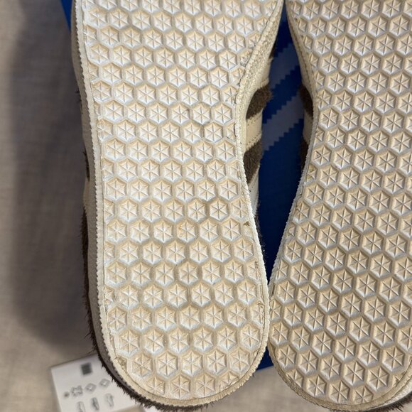 ADIDAS Gazelle Shoes Earth Strata / Wonder White / Off White IG4392  Women's 7 - Picture 14 of 16